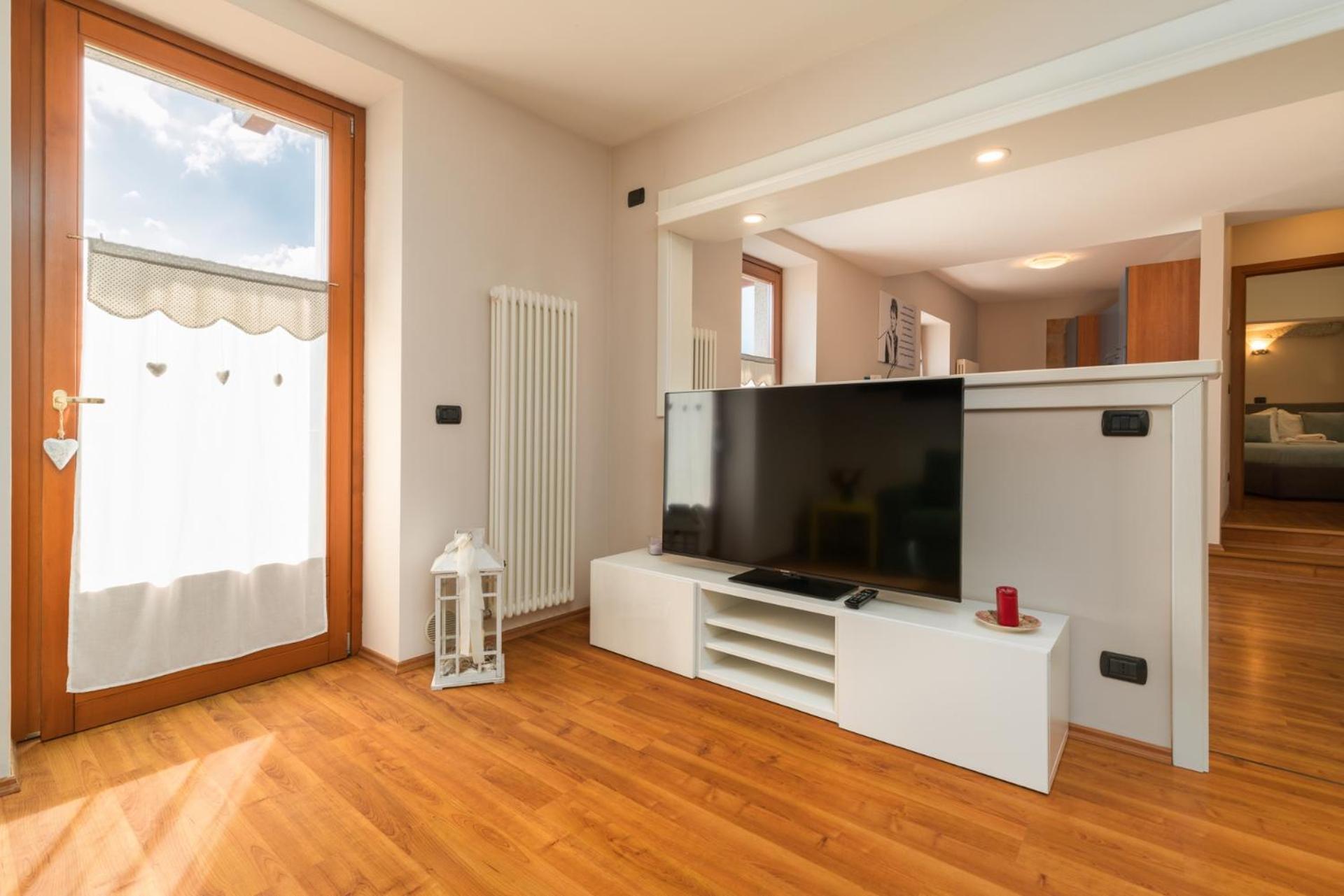 Casa Monica Ledro Family Apartment Mezzolago Exterior photo